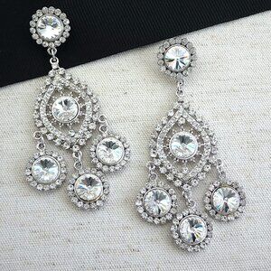 Bollywood Crystal Chandelier Earrings NWT 3" in length